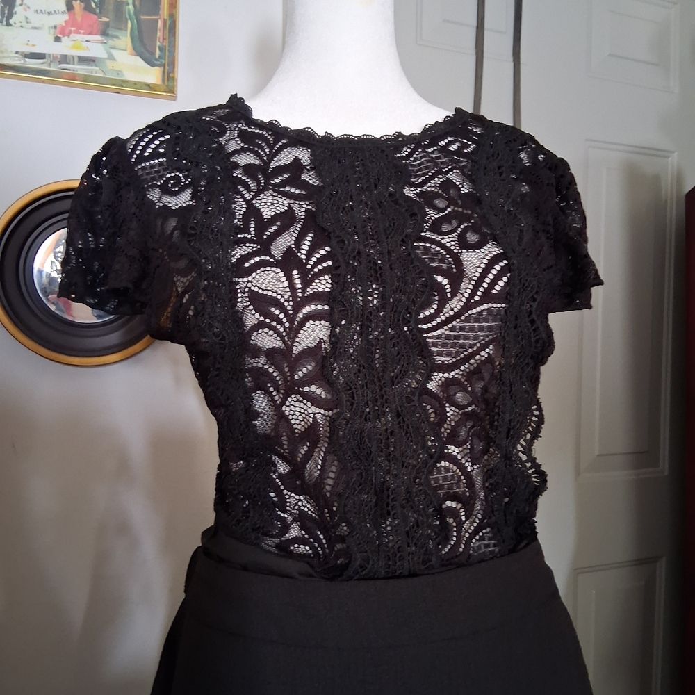 Elegant Black Lace Body 15$ and Pant 10$  (20 For The Pair)